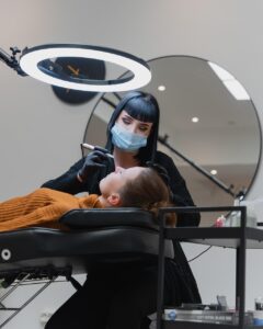 眉毛アートの施術後に気をつけるべきポイントは？