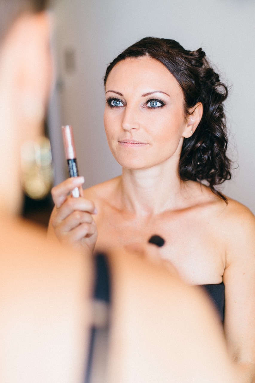 アートメイクのリップに関する口コミ比較はどこで見つけられる？