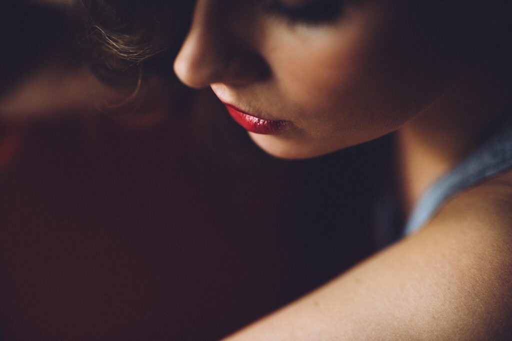 唇アートメイクのアフターケアで気をつけるべきポイントは？